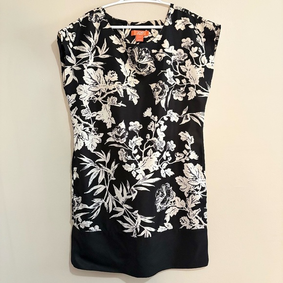 4/$10🎄Vintage Y2K Joe Fresh Black & White Floral Drop Waist Dolman Dress - Picture 2 of 14